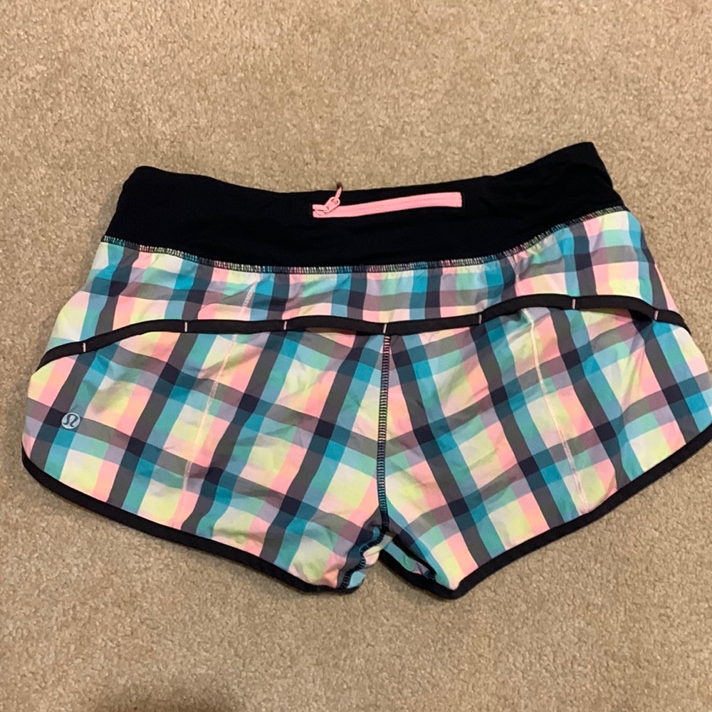 Lululemon shorts 2.5”